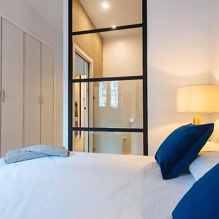 Selecta Patricio Saenz Apartment Sevilla Bagian luar foto