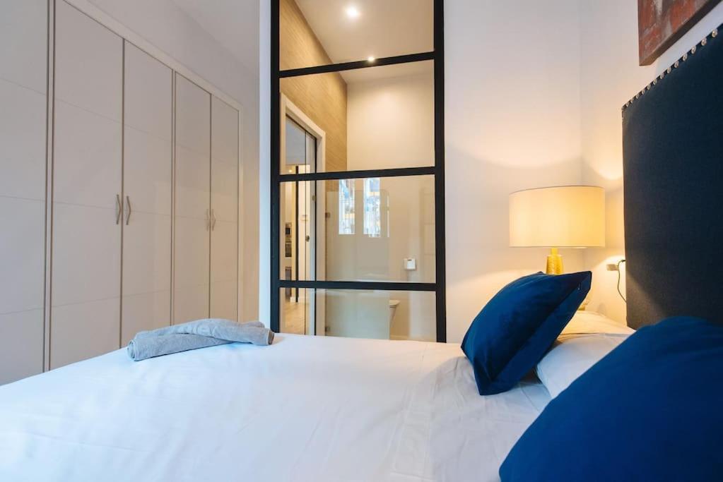Selecta Patricio Saenz Apartment Sevilla Bagian luar foto