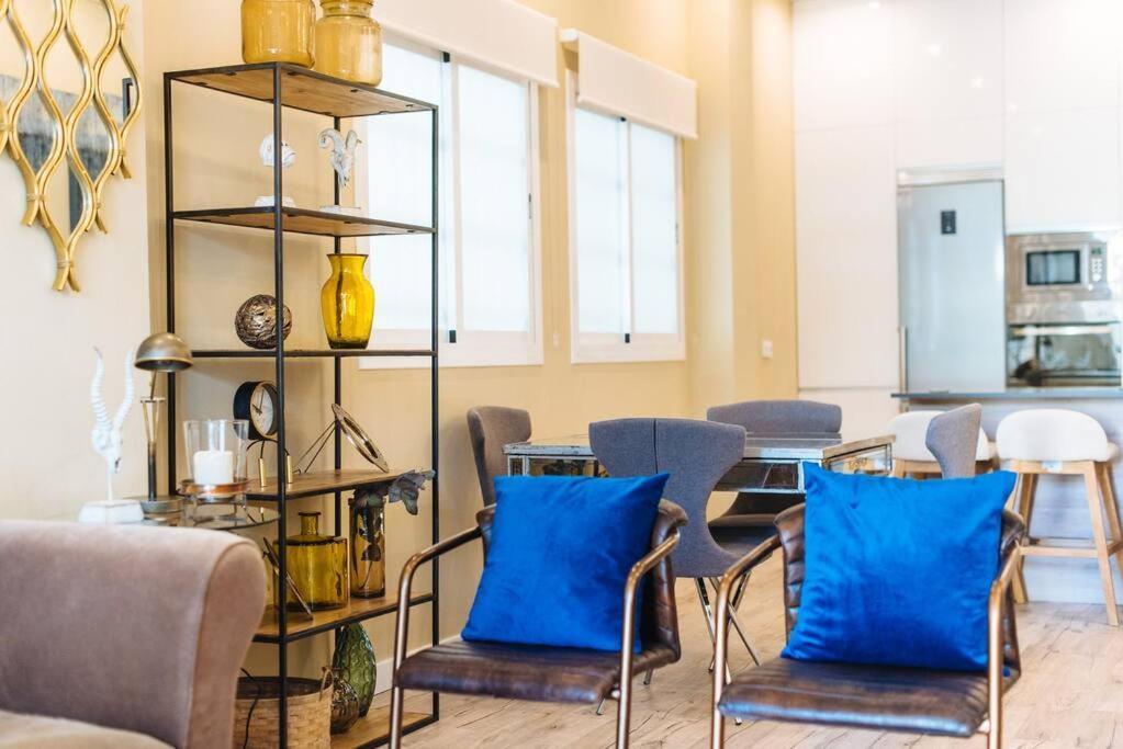 Selecta Patricio Saenz Apartment Sevilla Bagian luar foto