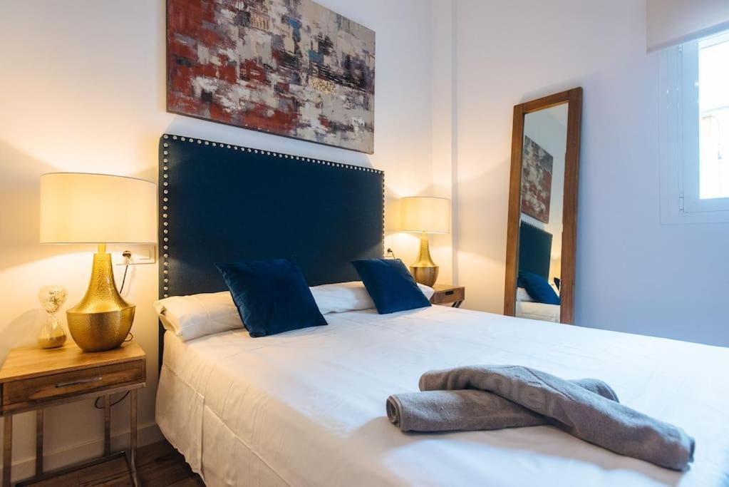 Selecta Patricio Saenz Apartment Sevilla Bagian luar foto