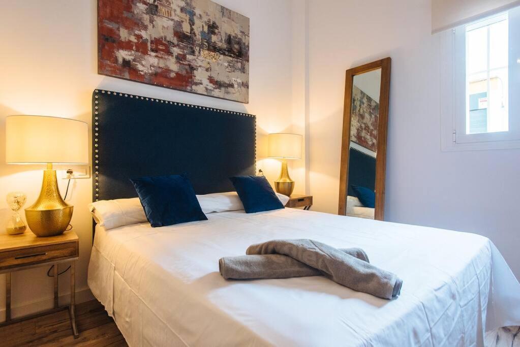Selecta Patricio Saenz Apartment Sevilla Bagian luar foto